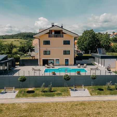 Bihać Villa Lamija מראה חיצוני תמונה